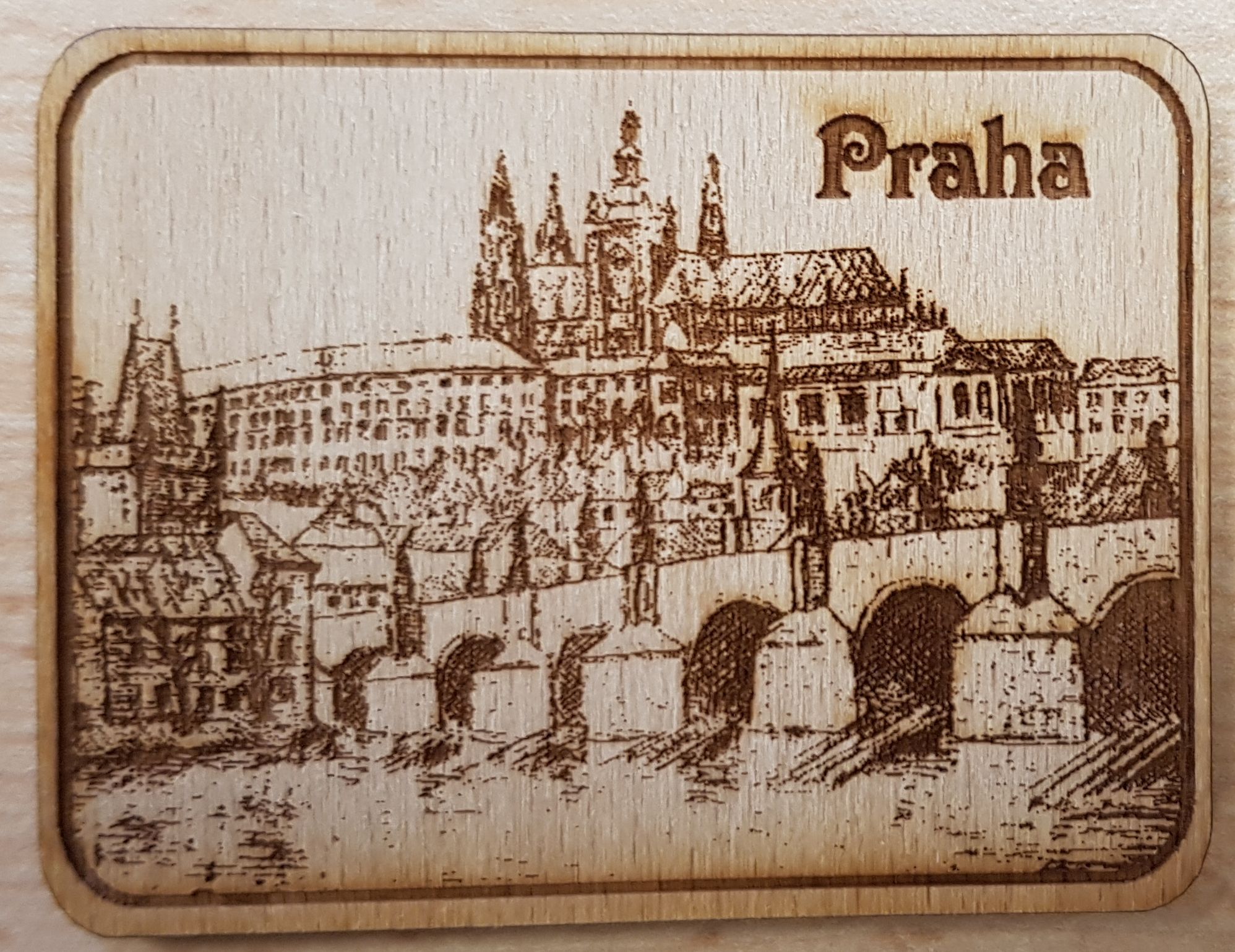 Dřevěná magnetka Pražský hrad